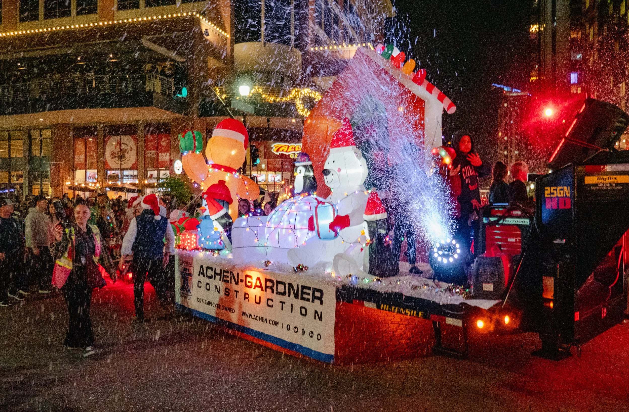 Tempe Fantasy of Lights Street Parade — Achen-Gardner Construction